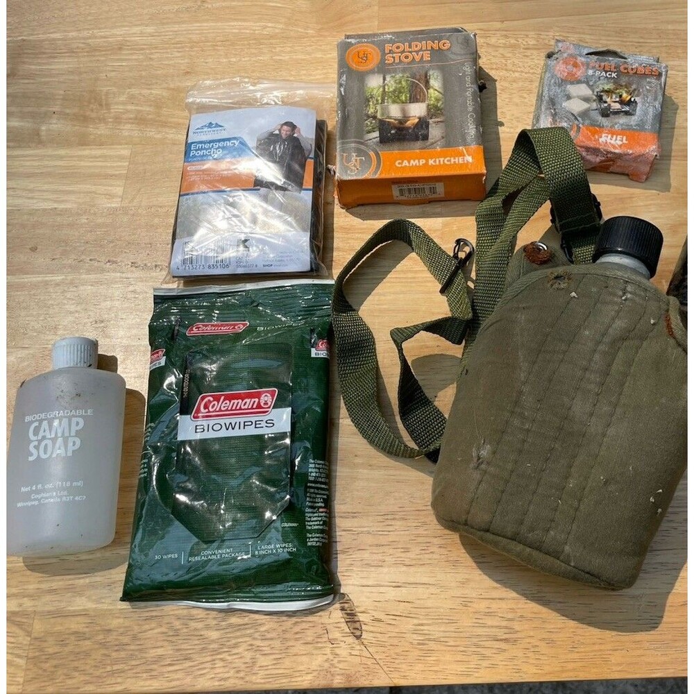 Vintage Military Issue Camping Lot Canteen Y2K Camp Stove Fuel Cubes Poncho Army